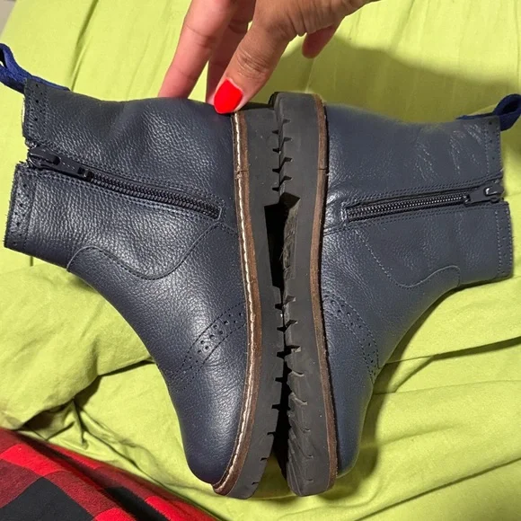 Mini Boden Navy Kids Boots - Picture 5 of 5